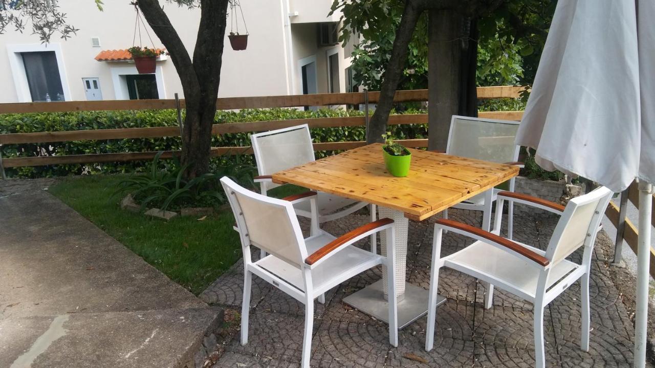 Petkovic Apartmani 1 Тиват Экстерьер фото